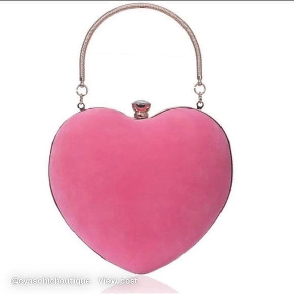 Pink Heart shaped Purse handbag - Picture 2 of 16